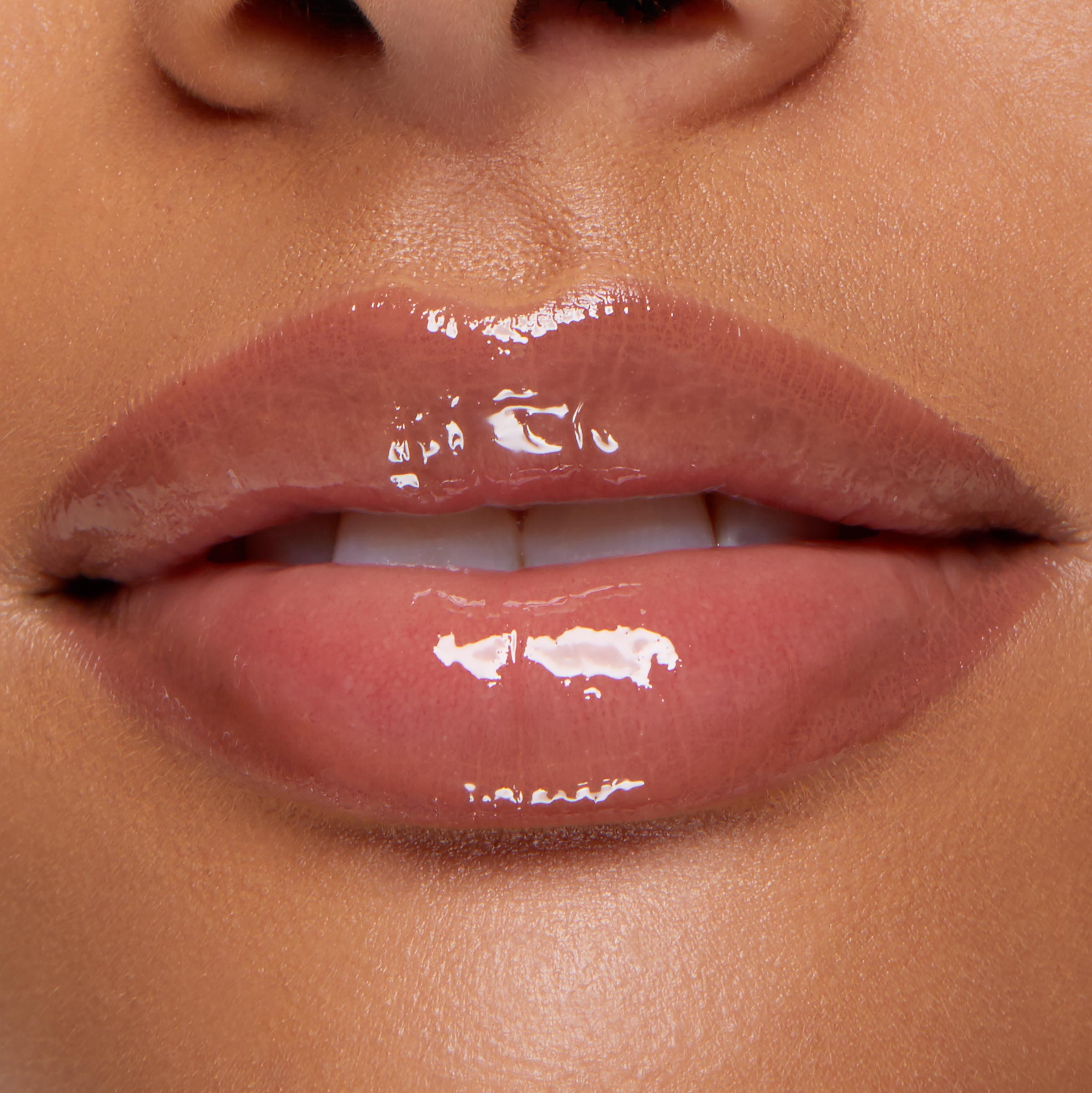 Zovala Double The Juiciness Lip Gloss – Extra Shine & Hydration - Image 4